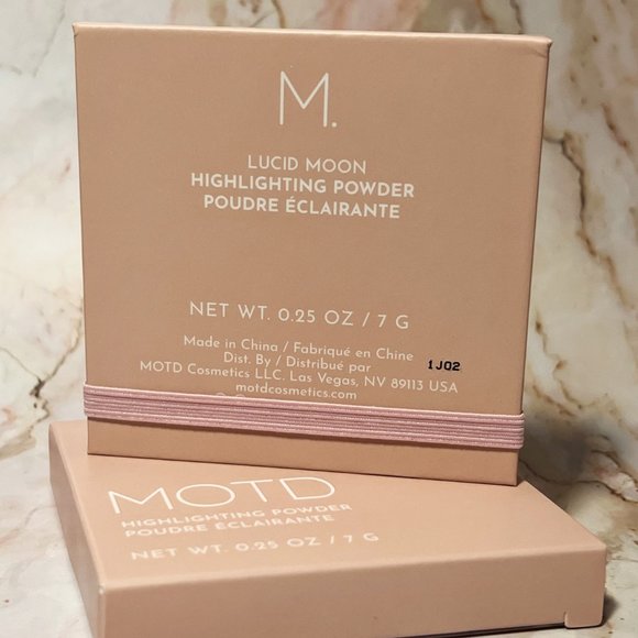 MOTD Highlighting Powder (Lucid Moon) - Picture 5 of 5